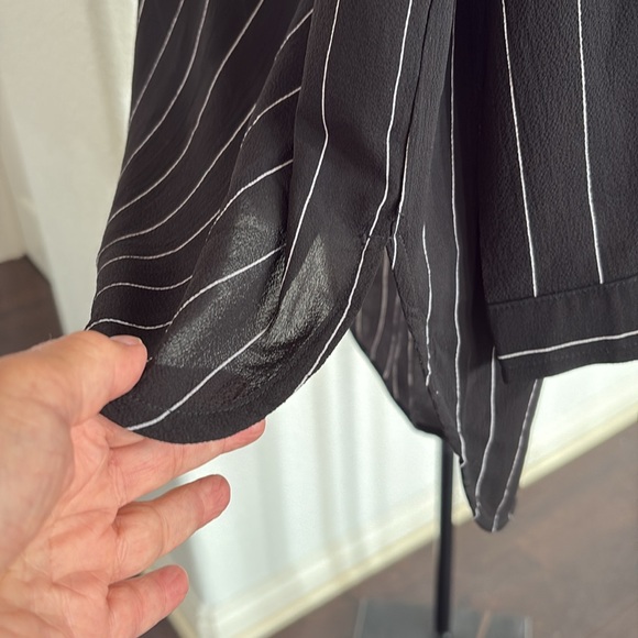 Lumiere High Low Tunic Long Sleeve Blouse Size L - Picture 7 of 7